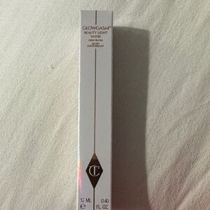 Charlotte Tilbury Glowgasm Beauty Light Wand - Highlight Blush
